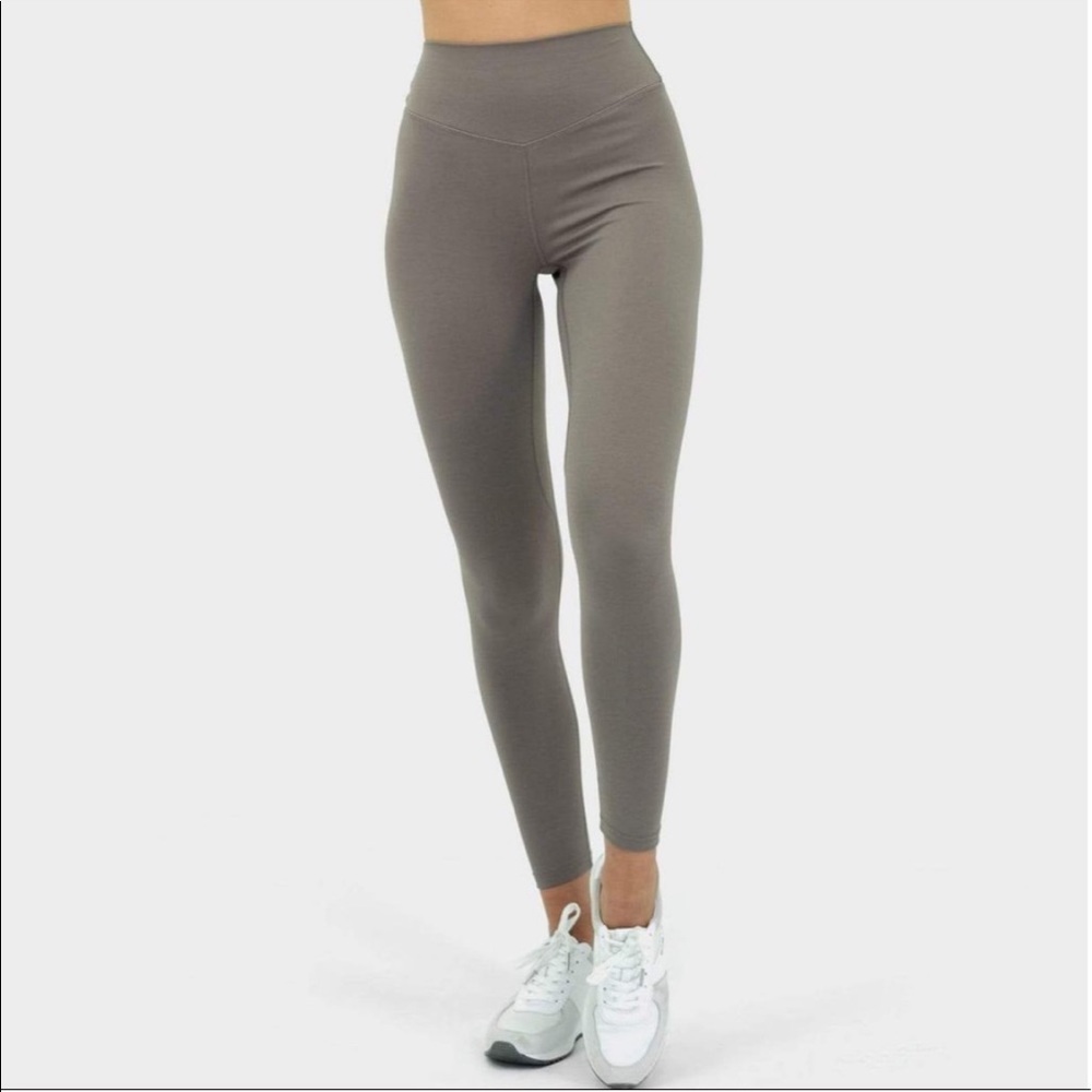 NWOT Balance Ascend Leggings - Sierra